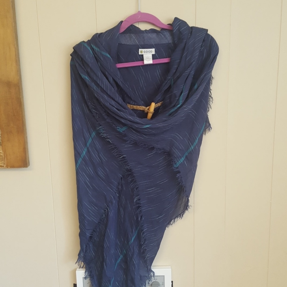 Blue shawl